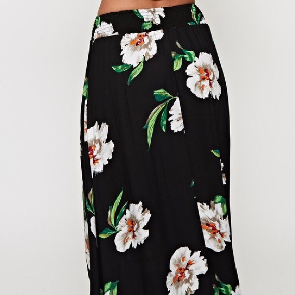 Floral Maxi Skirt - Picture 3 of 6